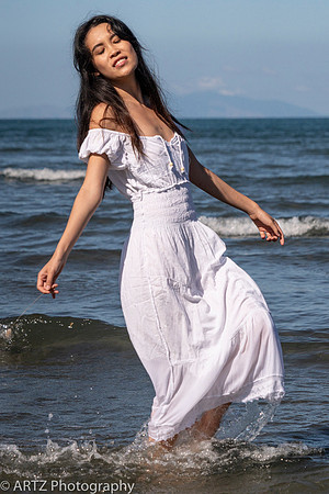 Artz Lucy Beach 009_DSC4705