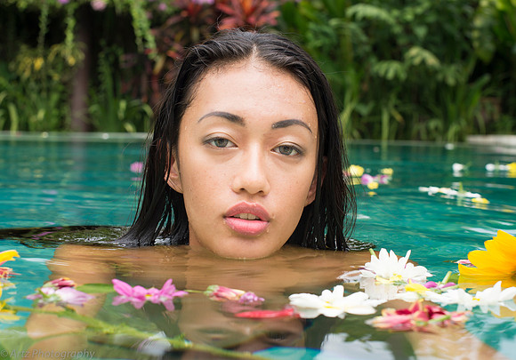 4 Claudia Pool-001_D177995