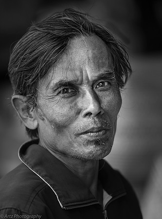 13 Faces -002_D178611